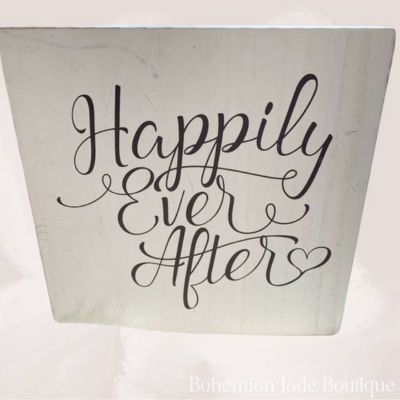 ‘Happy Ever After’ Distressed Wooden Wall Hanging - Picture 2 of 5